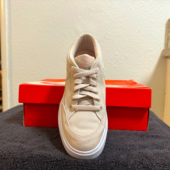 Nike GTS